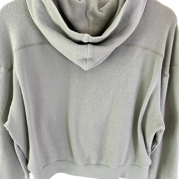 SKIMS Waffle Zip Up Cropped Jacket in Mineral Sage Green Size Large - Picture 10 of 11